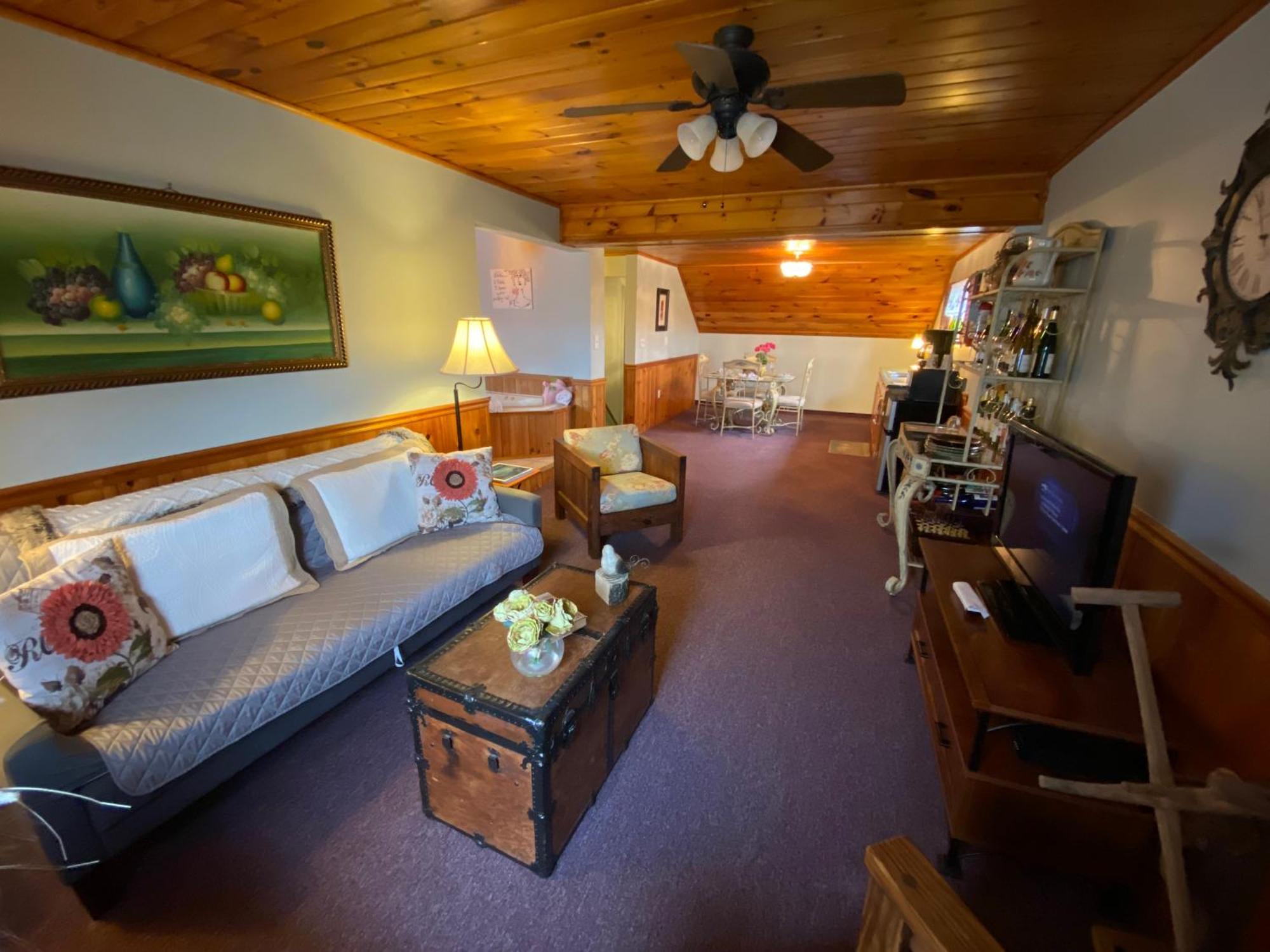 Savannah House Wine Country Inn & Cottages Himrod ภายนอก รูปภาพ