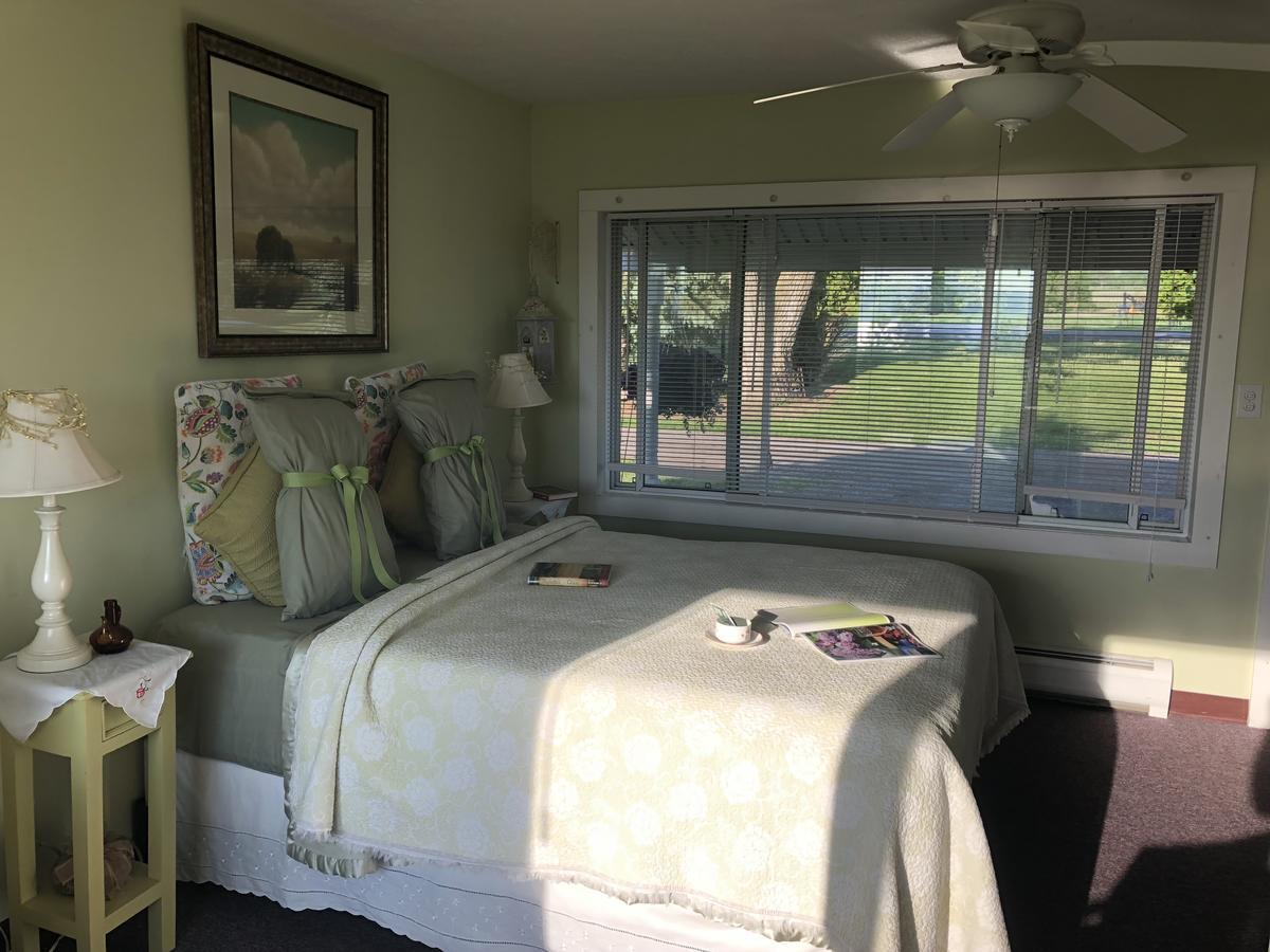 Savannah House Wine Country Inn & Cottages Himrod ภายนอก รูปภาพ
