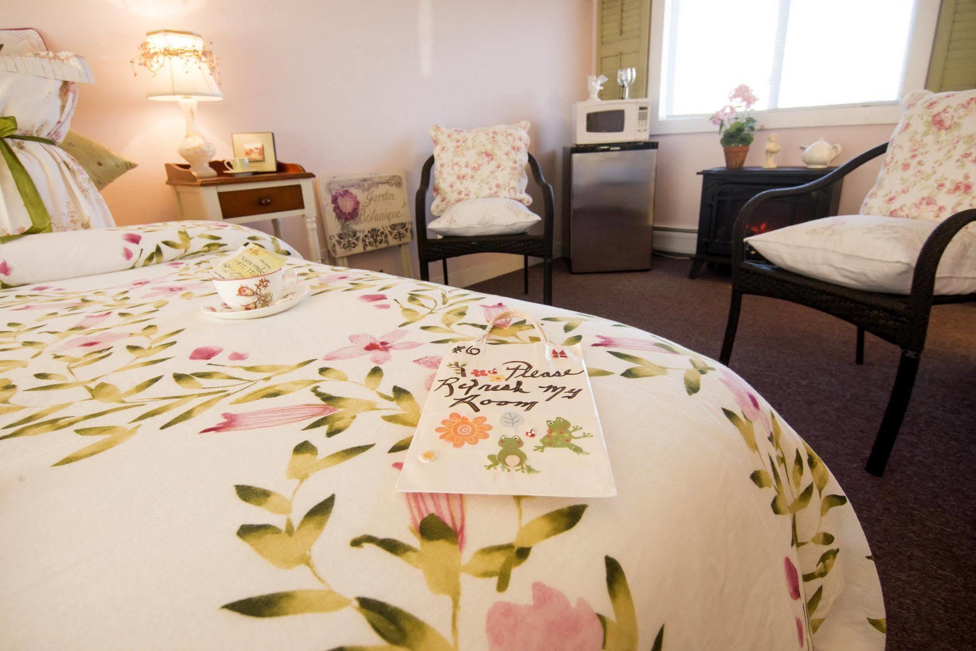 Savannah House Wine Country Inn & Cottages Himrod ภายนอก รูปภาพ